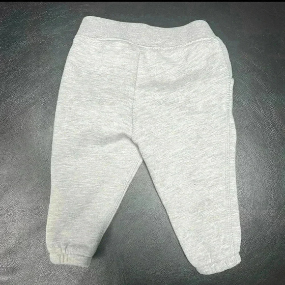 Girls Nike sweat pants 12 months - Picture 3 of 3
